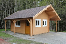 Bertsch Holzbau-Springfield Cabin 400x550 with side roofs and canopy Pic 1